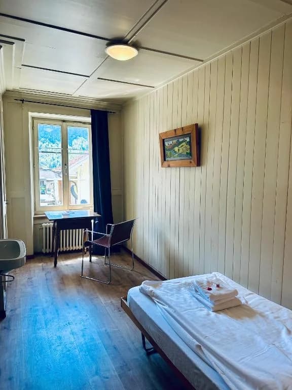 Einzelzimmer mit Gemeinschaftsbad image 3